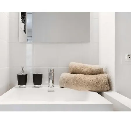 Contemporain Proche Meteo, Cambo, Edf, Airbus & Thales Appartement